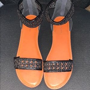 american eagle sandals- NWOT